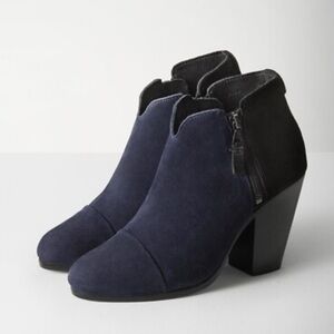 Rag and Bone Margot navy blue suede round toe block heel ankle booties 38.5